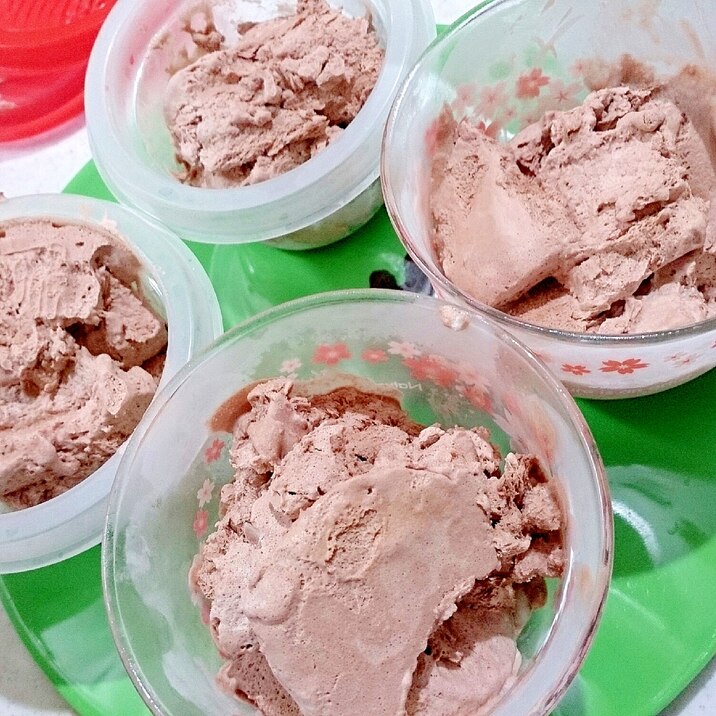 チョコレートホイップアイスクリーム